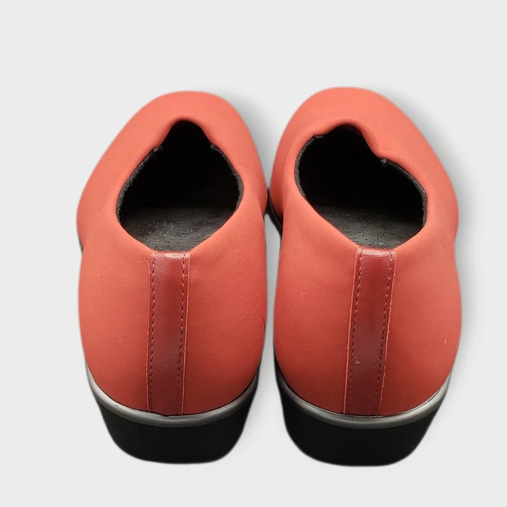 SAS Womens Bliss Slip On Wedge Shoes Red Sz 7.5 Comfort Walking Made in USA